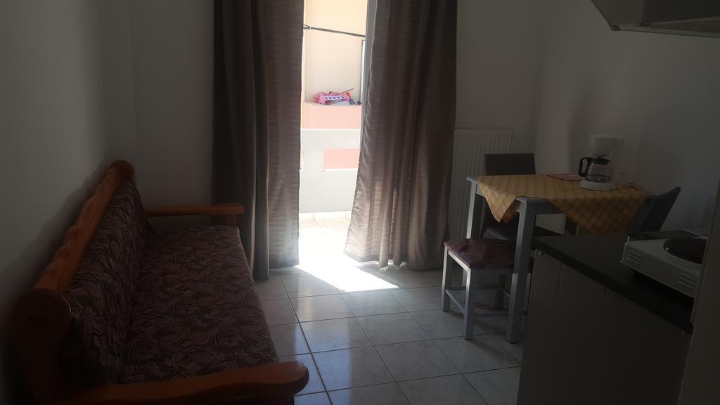 Michel Apartments Amoudara  Bagian luar foto